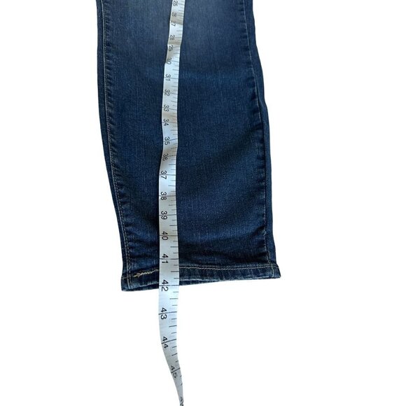 Levi Signature Jeans Womens Pull On Totally Shaping Skinny Plus Sz 28M Stretch - Picture 9 of 10